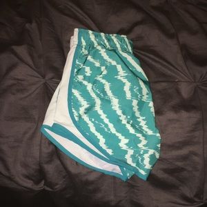 Teal Nike shorts💙